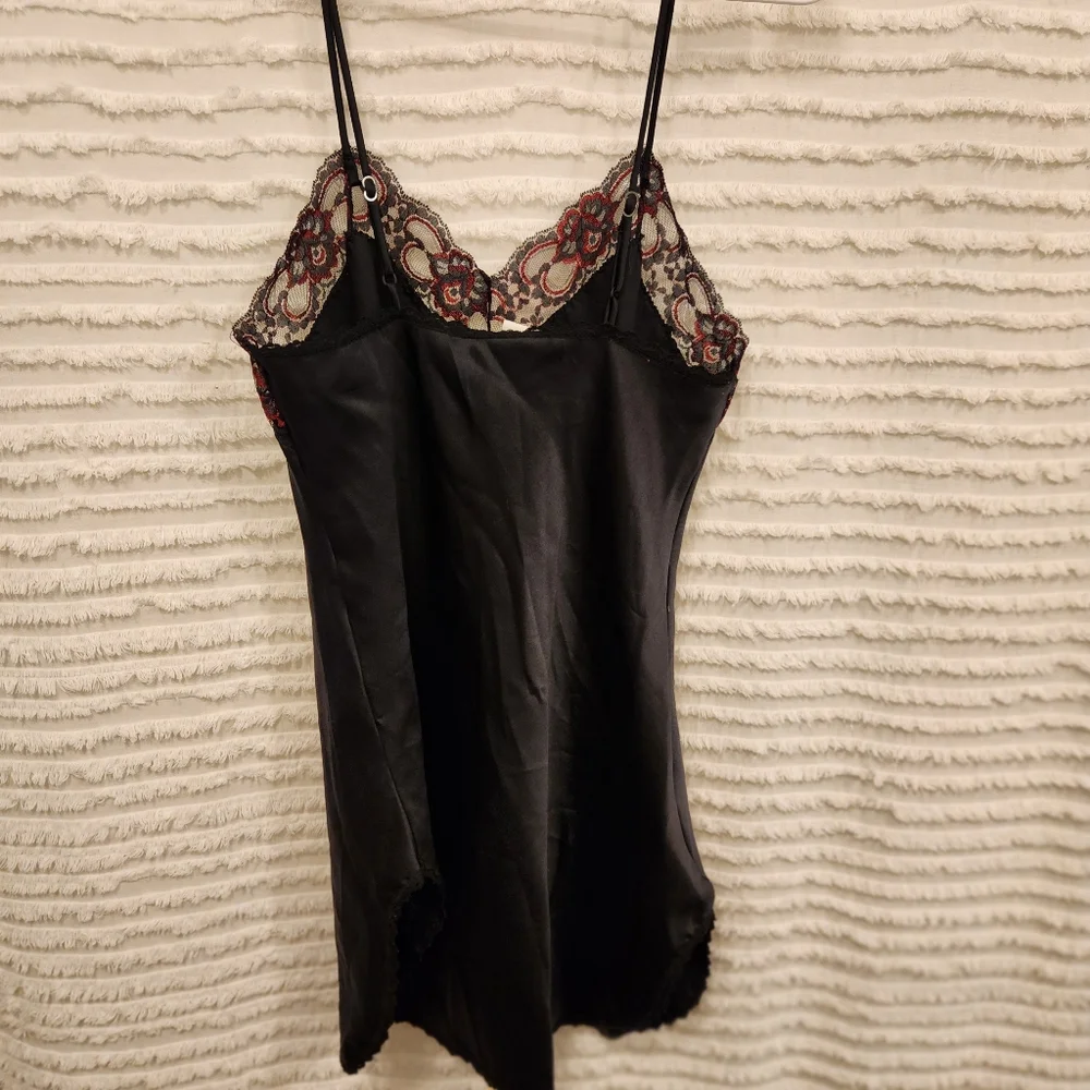 The International Boutique slip dress nightgown Black Red Lace USA Sm 34